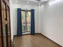 Hình ảnh Bán nhà đẹp mê ly Lạc Long Quân, Tây Hồ 35m2, 5 tầng, mt 4m, 3 tỷ 780
