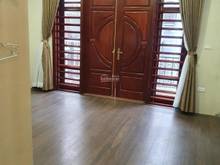 Hình ảnh cho thuê nhà ngõ phố hoàng cầu 70m x 5T ngõ ô tô. Có gara để xe