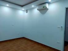Hình ảnh Cho thuê nhà Hoàng Ngân 65m2 5 tầng 6.5m mặt tiền làm vp cty