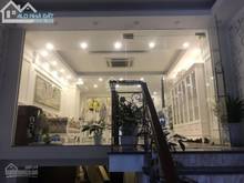 Hình ảnh Cho thuê nhà mặt phố Nguyễn Khang. DT: 90m2 x 8,5 tầng. MT: 8m.