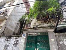 Hình ảnh Cho thuê nhà 2 tầng ngõ 127 Hào Nam, Cát Linh, Đống Đa.