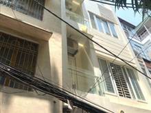 Hình ảnh Bán nhà Phố Đê La Thành: 52m2 x 5 tầng, MT 4,6m, ngõ 2 ô tô, sát phố.