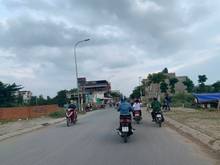 Hình ảnh Đất Nền Biệt Thự Bình Chánh 200m2 Lộ Giới 16m Bệnh Viện Chợ Rẫy 2. 3Tỷ