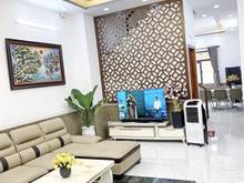 Hình ảnh Cần bán nhà hẻm xe hơi đường Huỳnh Tấn Phát, Q7