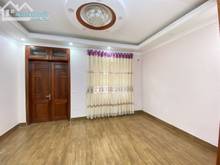 Hình ảnh Cho thuê nhà ngõ trung kính lớn 55m x 4T ngõ ô tô tránh