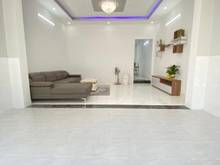 Hình ảnh Nhà HẺM Phạm Ngũ Lão Quận 1, sổ hồng chính chủ.  Hẻm trước nhà 2.5m
