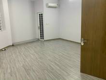 Hình ảnh Cho thuê nhà nguyên căn mới xây mặt tiền 21A Hoa Phượng Phường 2, Q.PN