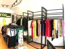 Hình ảnh Cho thuê nhà mặt phố Chùa Láng. DT 30m2, MT 3,5 m,  giá 20 triệu/tháng