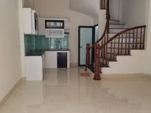 Hình ảnh Bán gấp CH tập thể Nguyên Hồng giá 2.3 tỷ, dt 72m2 đẹp, NT cao cấp