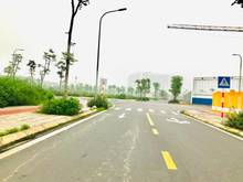 Hình ảnh Bán gấp 6 lô đất đấu giá Cự Khối cam kết giá hấp dẫn cách hồ 80m