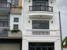 Hình ảnh Cần Bán Gấp căn nhà mới xây đẹp Lung Linh - Mặt tiền Nguyễn Duy Trinh
