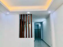 Hình ảnh Chính Chủ Bán Gấp Hẻm 1 Xẹt , Đ.Tôn Đản , Q.4