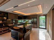 Hình ảnh Bán Nhà Phố Liền Kề Trong Khu Compound Duy Nhất Tại Bình Dương