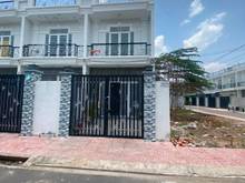 Hình ảnh bán nhà gần chợ bình chánh. nằm trên đường đinh đức thiện