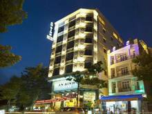 Hình ảnh Tòa nhà VP MT Bạch Đằng Khu Sân Bay Dt 8x24m NH , KC H+7L , Giá 50ty