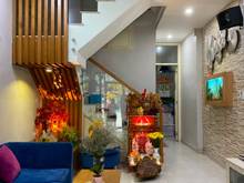 Hình ảnh C/c BÁN GẤP nhà mặt tiền kinh doanh Âu Dương Lân,P2,Q8. Nhà mới, 3lầu