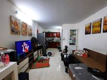 Hình ảnh Ngọc Thụy - ÔTô Đỗ Cổng, Nở Hậu, 40m2, Chỉ 2.2 Tỷ, Ở Luôn.