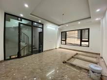 Hình ảnh Bán nhà KDoanh tốt ô tô vào nhà Phạm Ngọc Thạch 35m2x5T giá 5,95 tỷ
