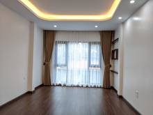 Hình ảnh Bán nhà 6 tầng thang máy ôtô vào nhà Hào Nam, Đống Đa. DT 40m2x6T đẹp