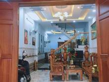 Hình ảnh nhà mặc tiền buôn bán. nằm đường đinh đức thiện