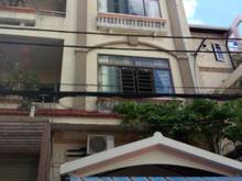 Hình ảnh Cho thuê nhà hẻm xe hơi 45/8A Trần Quang Diệu, Quận 3