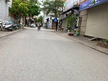Hình ảnh Cần bán rất gấp 62,7m mặt phố Xuân Đỗ, kinh doanh tốt, vỉa hè rộng