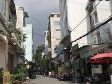 Hình ảnh Chính chủ kẹt tiền cần bán gấp HXH Phạm Văn Hai, quận Tân Bình