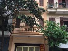Hình ảnh Cho thuê nhà ngõ 76 nguyễn chí thanh 33m x 5T ô tô đỗ cửa