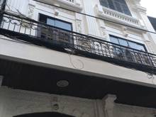 Hình ảnh Cần cho thuê nhà Trung Kính 60m2, 5 tầng, giá 18tr