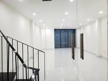 Hình ảnh Nhà mặt phố Nguyễn Chí Thanh 71m2 x 5 tầng,MT 7,6m,29 Tỷ