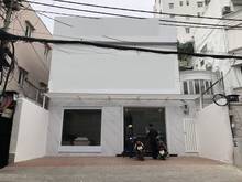 Hình ảnh Cho thuê nhà đẹp MT Lương Hữu Khánh Quận 1, (9x18m) nhà đẹp sang trọng