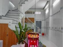 Hình ảnh Chính chủ bán nhà hẻm 6m thông ,2 lầu 4pn,3wc