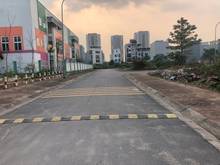 Hình ảnh Cần bán gấp lô 95m lô TT4 đấu giá Cự Khối, Long Biên. Giá: 6.48 tỷ