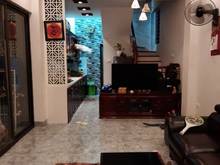 Hình ảnh Phố Hồng Mai: Gần 40m2, 4 Tầng, Ô Tô Đỗ Cổng, 3 Tỷ 59.