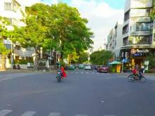Hình ảnh Cần bán nhà phố góc đường Phạm Văn Nghị và Lê Văn Thiêm, giá tốt.