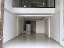 Hình ảnh Cho thuê nhà mặt phố Trần Hưng Đạo. DTSD: 200m2. MT: 5m. Giá: 60tr/th