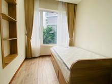 Hình ảnh Cho thuê chung cư full nội thất tại Đống Đa view hồ, gần Khâm Thiên