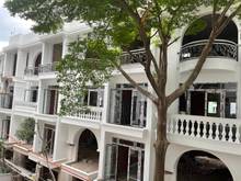 Hình ảnh Nhà phố cao cấp trung tâm quận Tân Phú nhà mới 100%