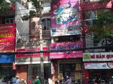 Hình ảnh Bán nhà 4 lầu thang máy vị trí tuyệt đẹp đang cho thuê!