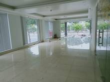 Hình ảnh Cho Thuê Mặt Bằng Trống Suốt 115m2 Tiện Mở Văn Phòng Showroom 16$/m2