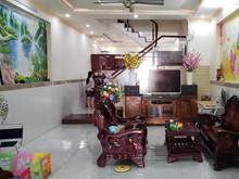 Hình ảnh Bán Gấp Nhà Hà Huy Giáp Xe Tải Quay Đầu 3 Lầu, 120 m2 Giá Rẻ.