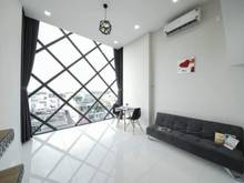 Hình ảnh Phòng bancon mặt trước - full nội thất ở được 4 người Quận 7