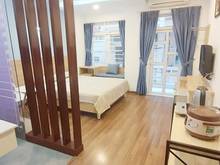 Hình ảnh Căn Phòng Ban Công Sàn gỗ Siêu Đẹp Đặng Văn Ngữ - Quận Phú Nhuận