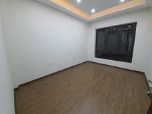 Hình ảnh Bán Nhà Phố Nguyễn.V.Cừ,  2 Mặt Ngõ, 45m2, 5t, Chỉ Hơn 4 Tỷ, Ở Luôn.