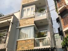 Hình ảnh Nhà nở hậu chữ L xây dựng kiên cố quận Tân Bình