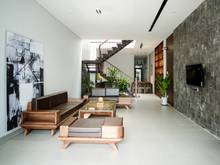 Hình ảnh Tôi cần bán nhà Mặt phố Lương Yên giá 12 tỷ, 55m2, MT 7,5m, KD tốt