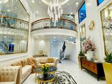 Hình ảnh Cho thuê biệt thự 8x27 1 trệt 4 lầu 1000m2