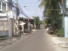 Hình ảnh Nền đất đẹp mặt tiền lộ nhựa thông thương 200m2