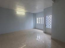 Hình ảnh Bán Gấp Nhà Hẻm 4 Tầng DT 27m2 Trung Tâm Trần Phú P9 Q5 Giá 2.9 Tỷ.