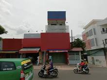Hình ảnh View đẹp -  Hoa Phượng. DT 4 X 18. Nhà 2 Lầu. Trống suốt